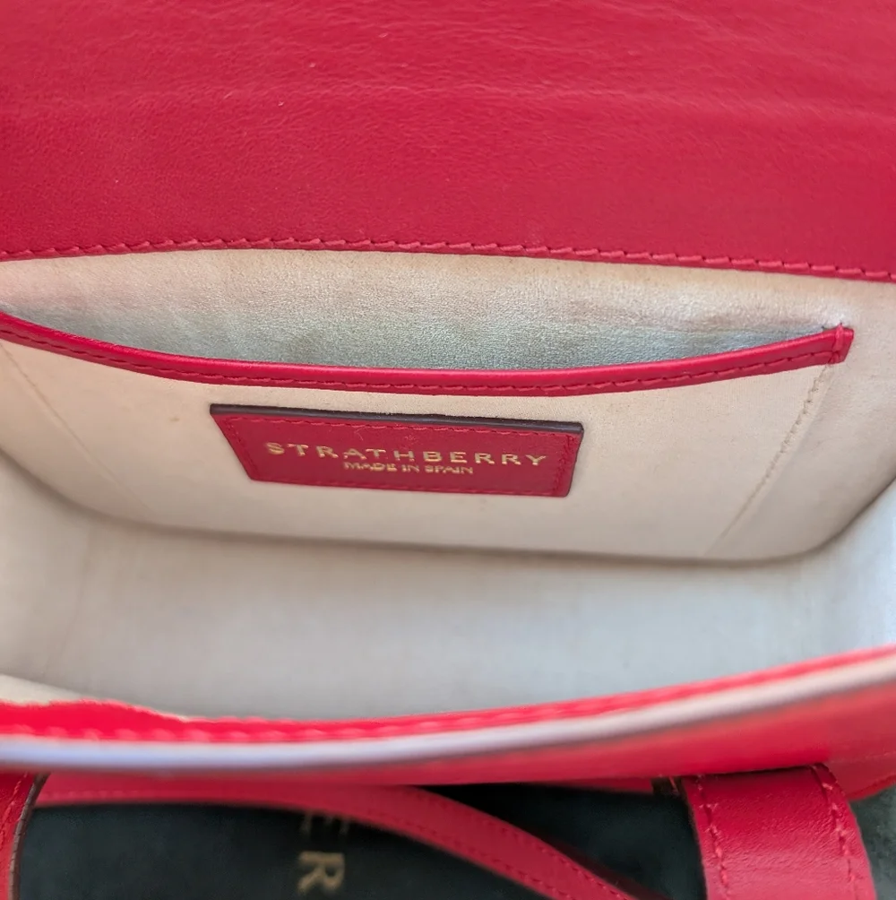 [Strathberry] Authentic Ruby Red Nano Tote Gold Hardware with Leather Strap - Picture 10 of 15
